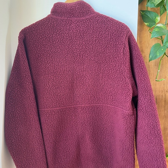 Patagonia Retro Pile Burgundy Fleece Jacket - Picture 5 of 8